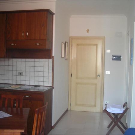 Aparthotel C.A.V. Residenza Prisco à Marina di Grosseto Extérieur photo