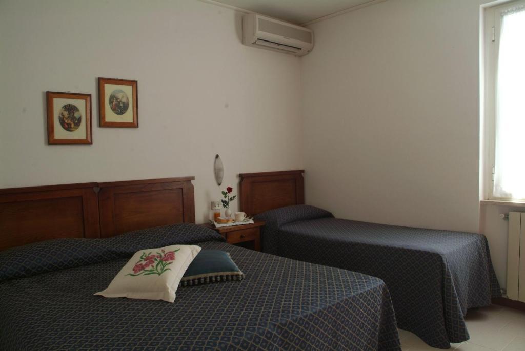 Aparthotel C.A.V. Residenza Prisco à Marina di Grosseto Chambre photo