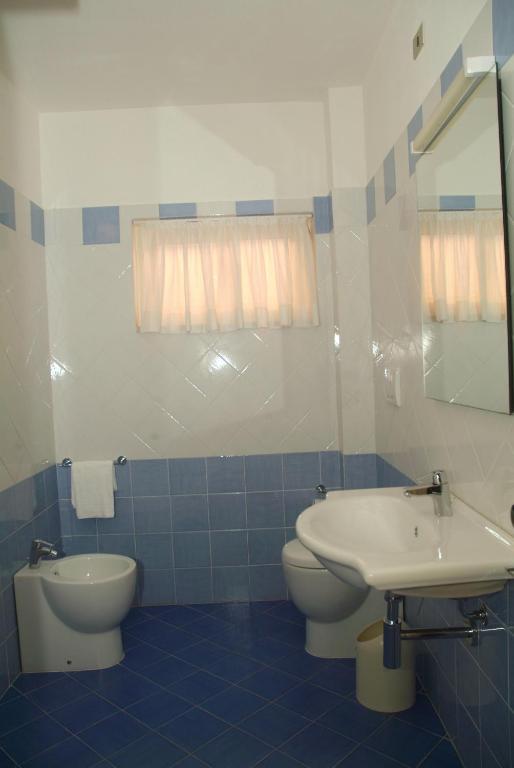 Aparthotel C.A.V. Residenza Prisco à Marina di Grosseto Chambre photo