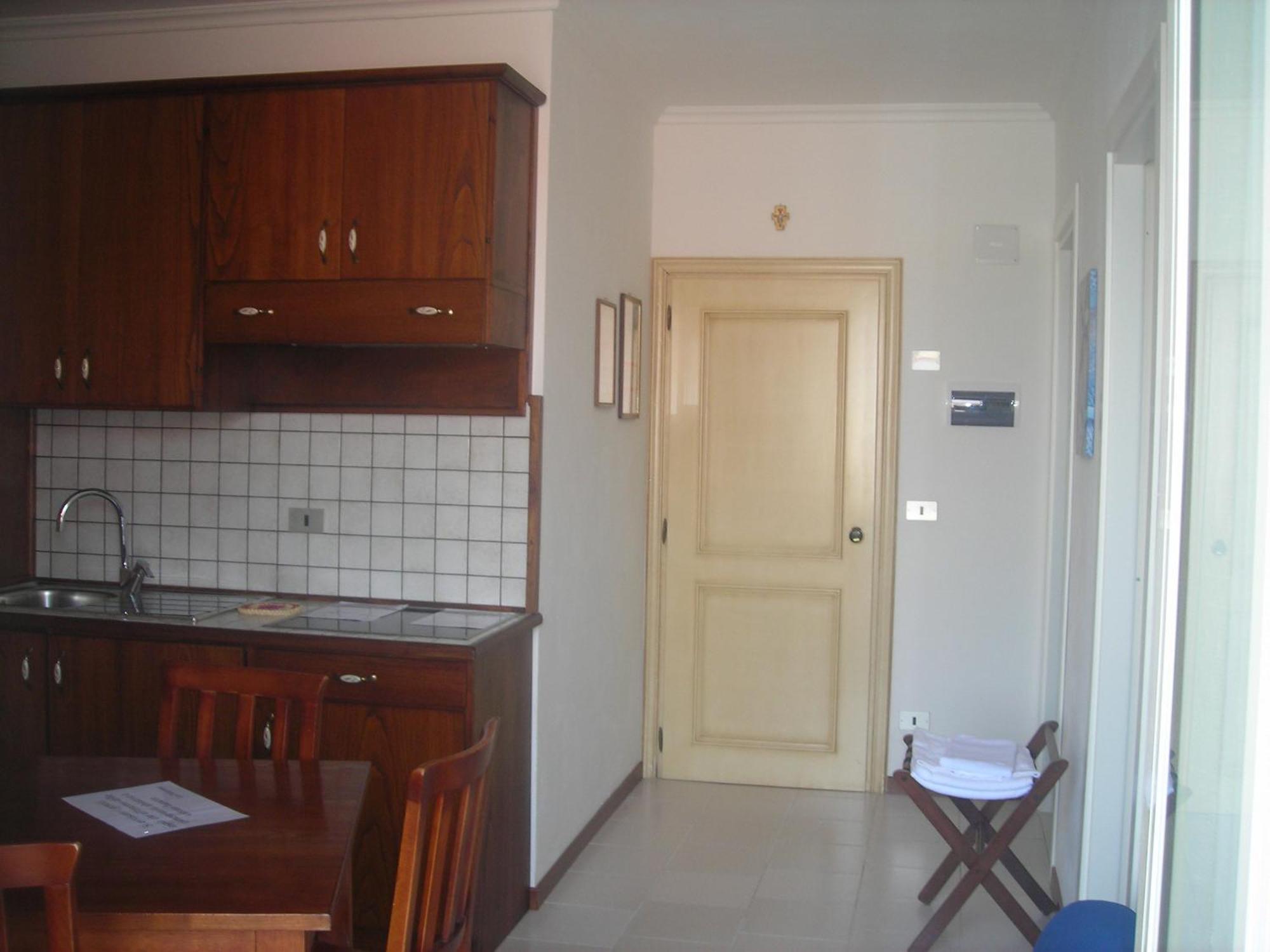 Aparthotel C.A.V. Residenza Prisco à Marina di Grosseto Extérieur photo